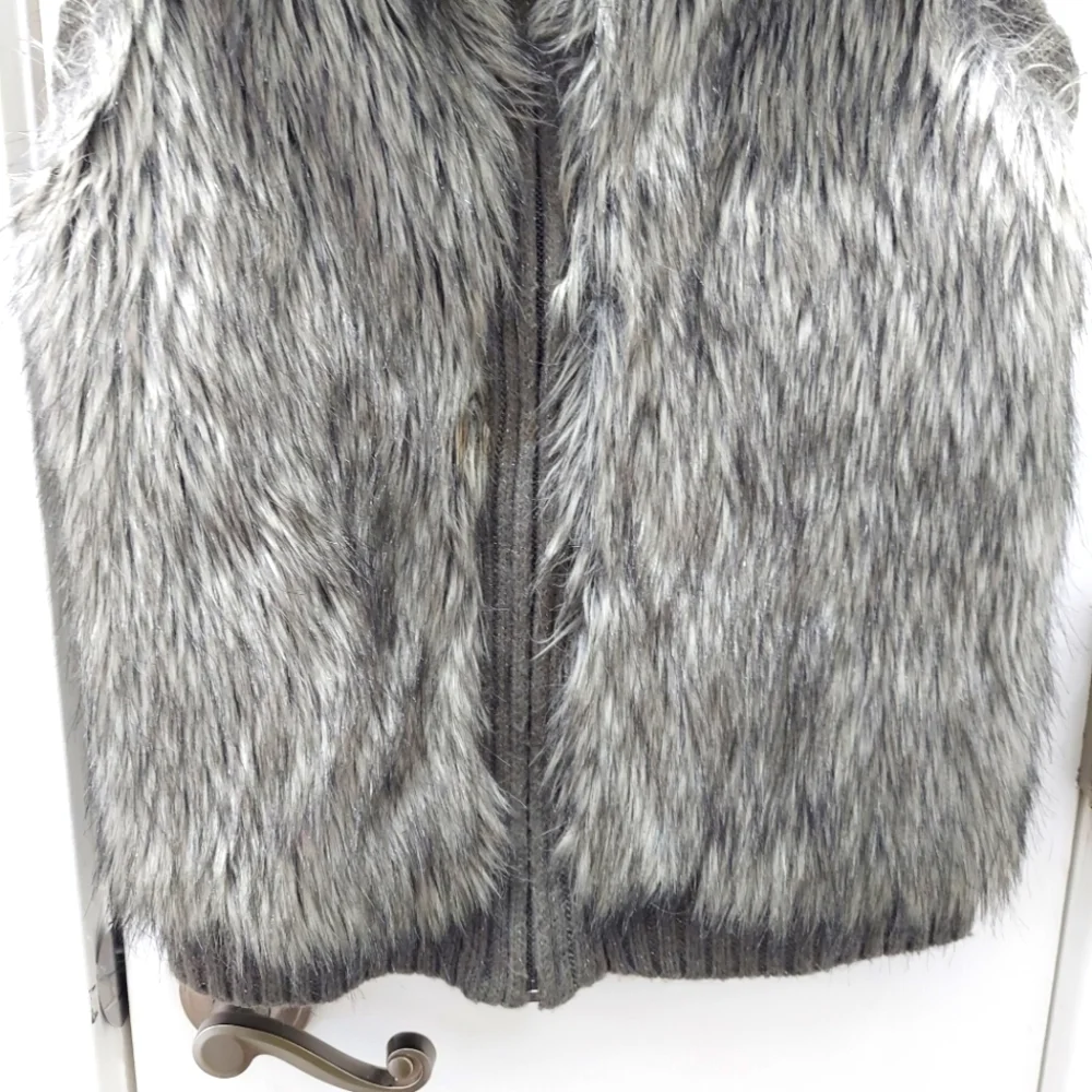 Justice Girls faux fur grey Vest Size 18